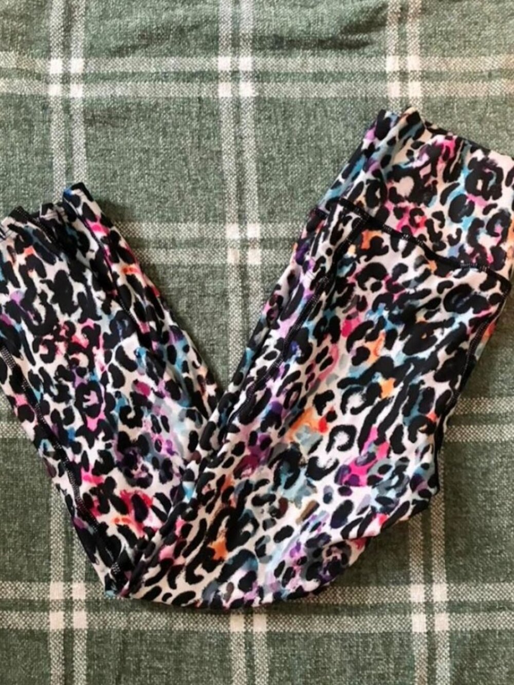 Multi color animal print leggings Sz Large